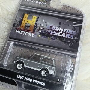 Green light Hollywood Famous Car on the  History Channel 1967 Fprd Bronco